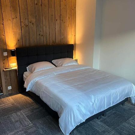 Nieuwe Kamer In Centrum Brugge Met Badkamer ! Ngoại thất bức ảnh