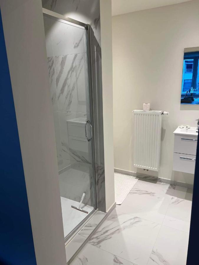 Nieuwe Kamer In Centrum Brugge Met Badkamer ! Ngoại thất bức ảnh